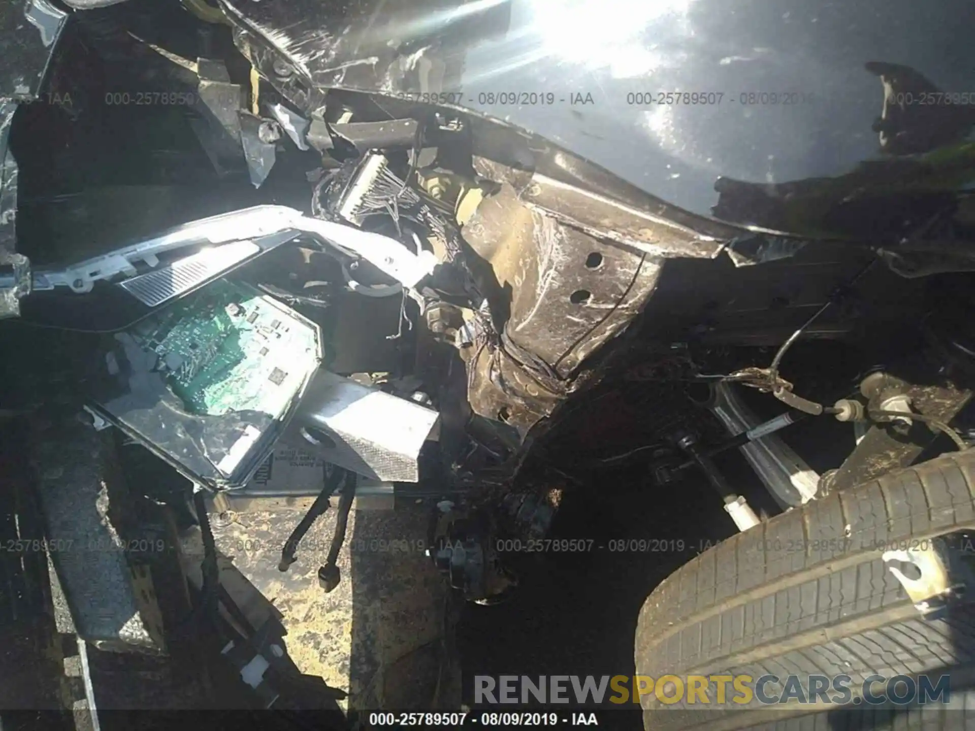 10 Photograph of a damaged car 5YJ3E1EAXKF306617 TESLA MODEL 3 2019