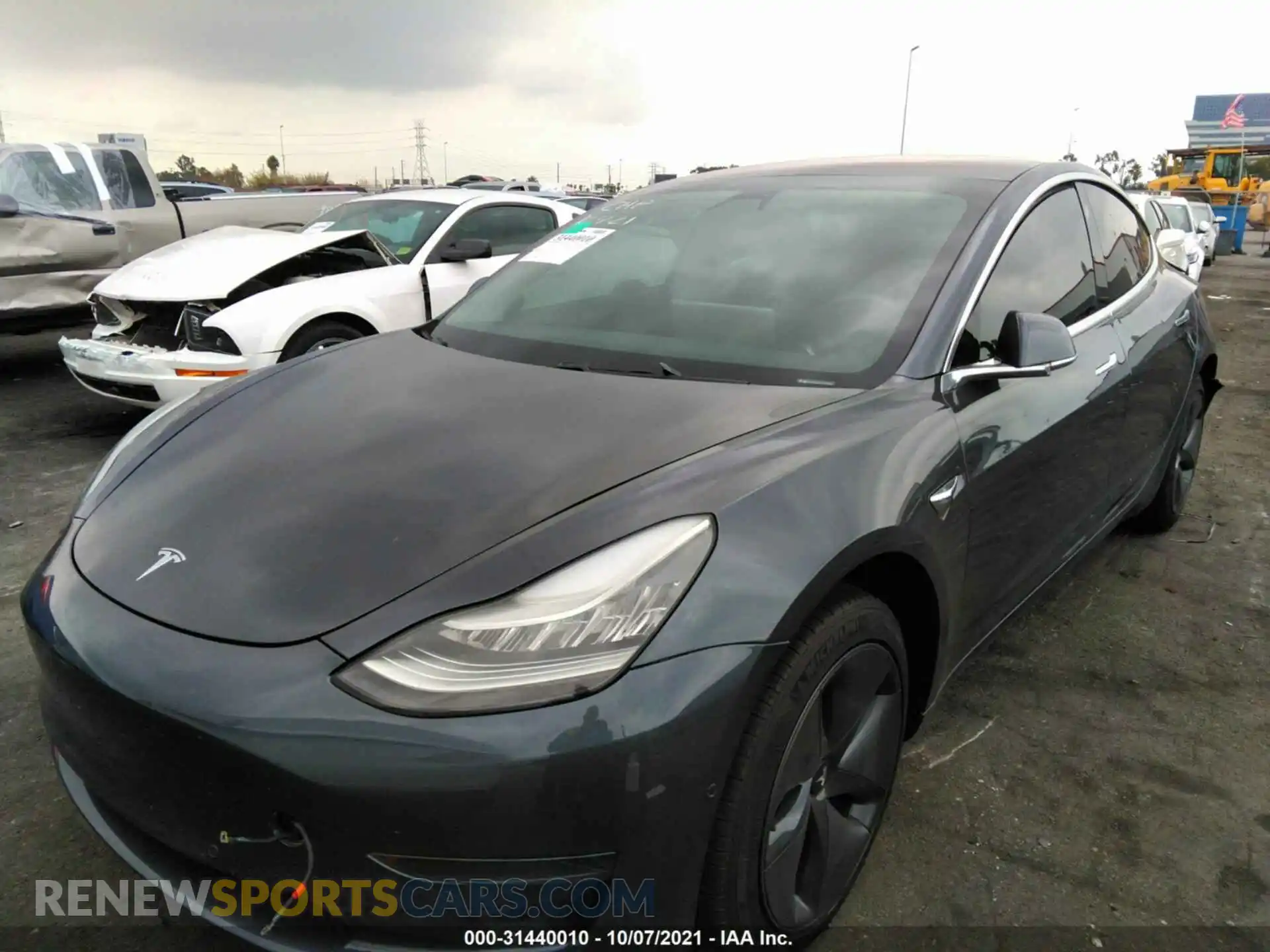 2 Photograph of a damaged car 5YJ3E1EAXKF449406 TESLA MODEL 3 2019
