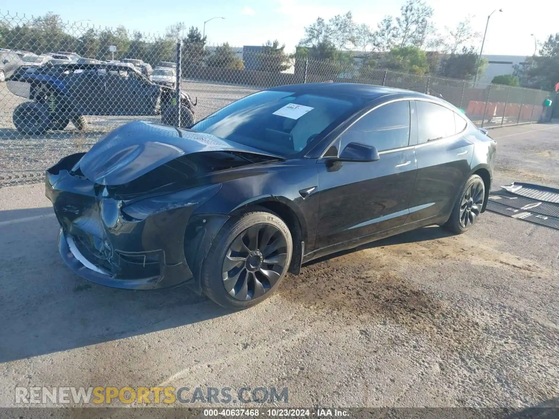 2 fotografías del automóvil dañado 5YJ3E1EAXKF484656 TESLA MODEL 3 2019