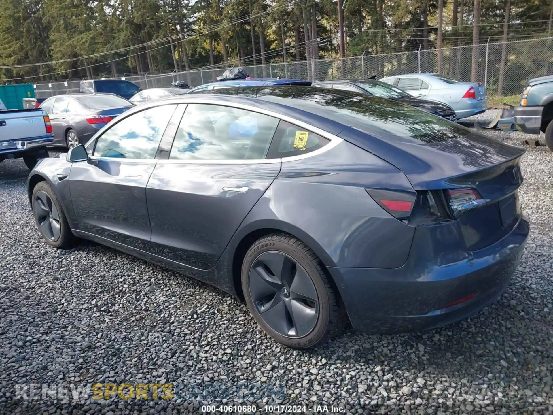 3 Photograph of a damaged car 5YJ3E1EB0KF386437 TESLA MODEL 3 2019