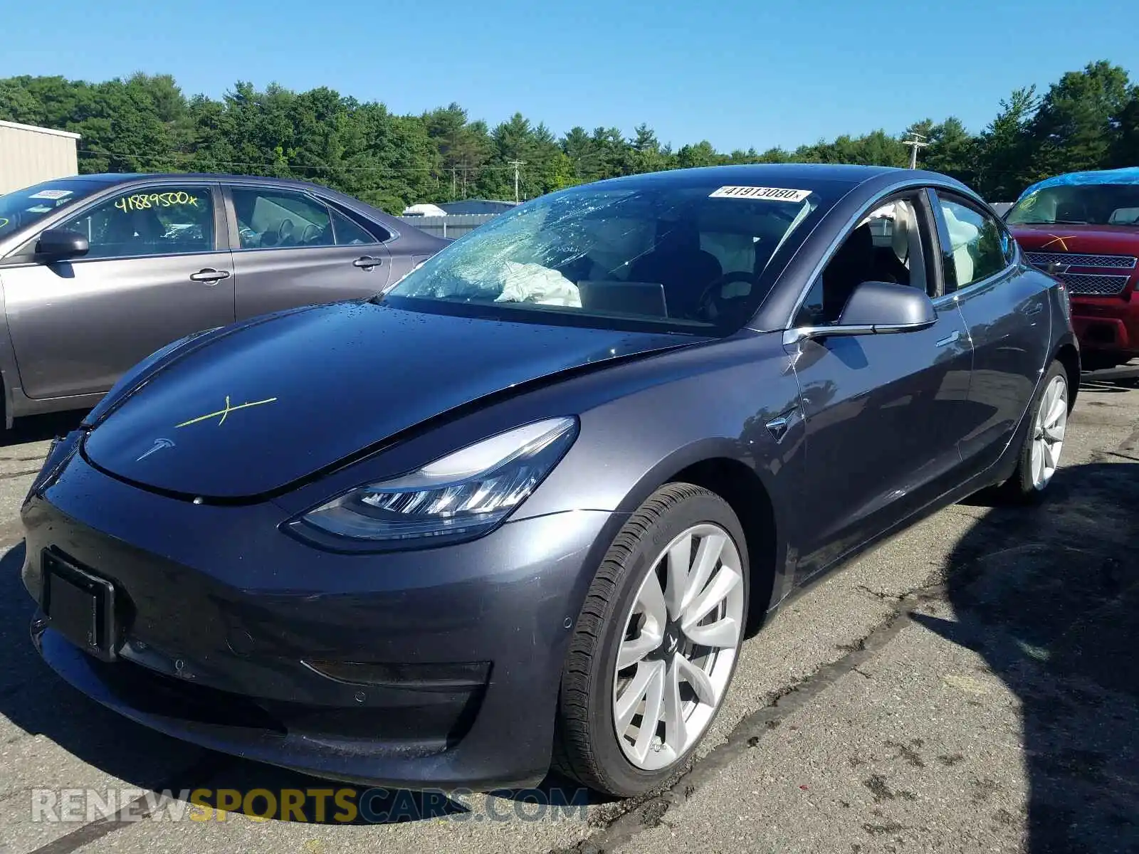 2 Photograph of a damaged car 5YJ3E1EB1KF205734 TESLA MODEL 3 2019