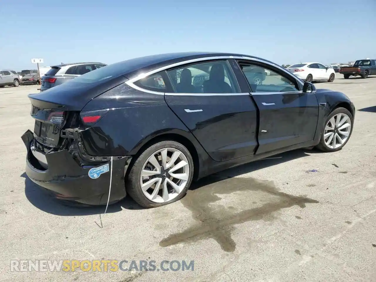 3 Photograph of a damaged car 5YJ3E1EB1KF388925 TESLA MODEL 3 2019