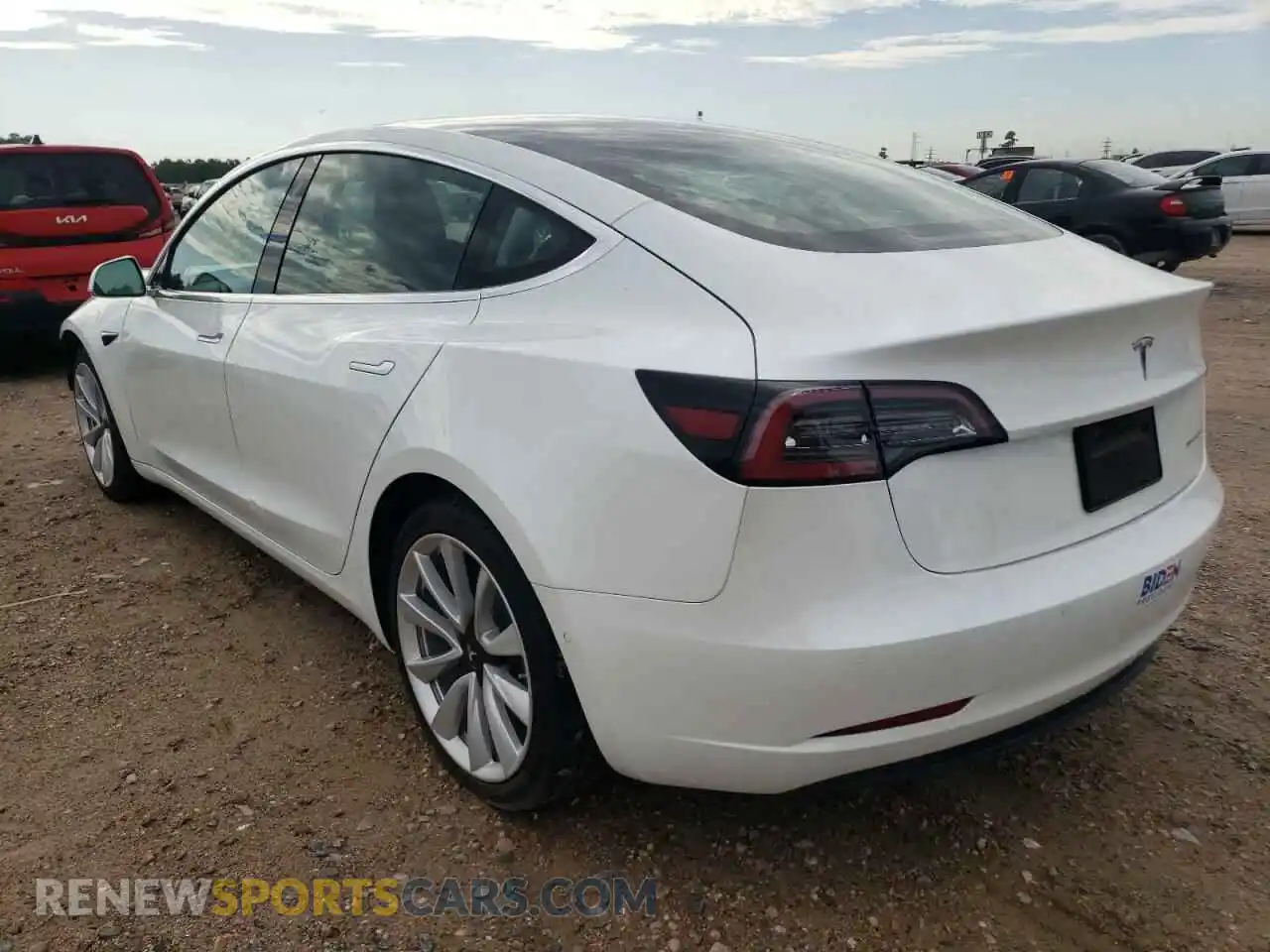 3 Photograph of a damaged car 5YJ3E1EB1KF390125 TESLA MODEL 3 2019