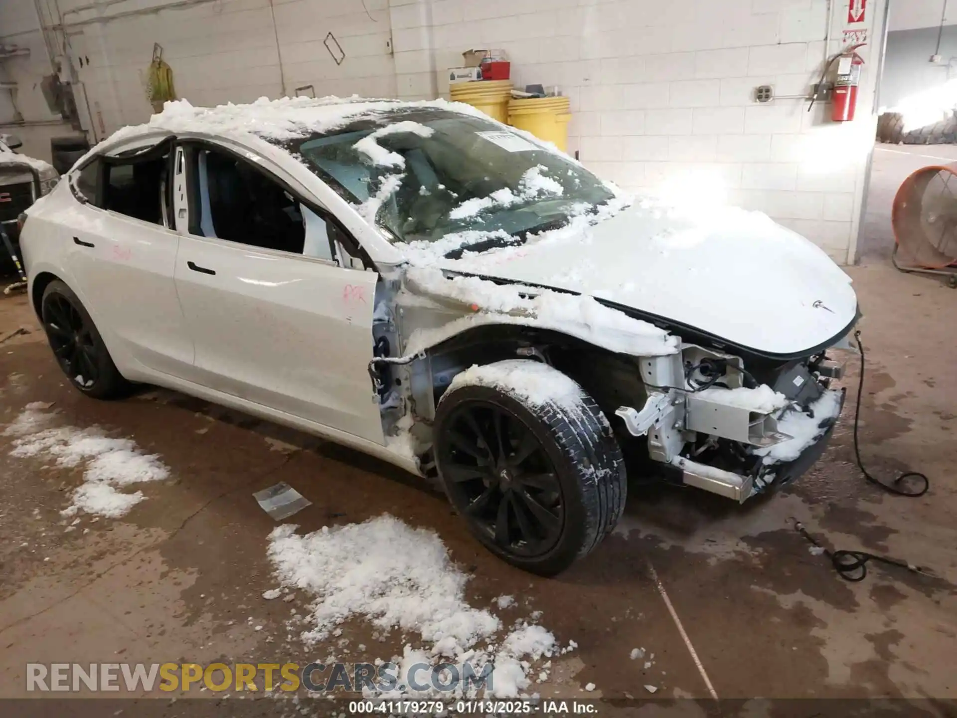 1 Photograph of a damaged car 5YJ3E1EB1KF437718 TESLA MODEL 3 2019