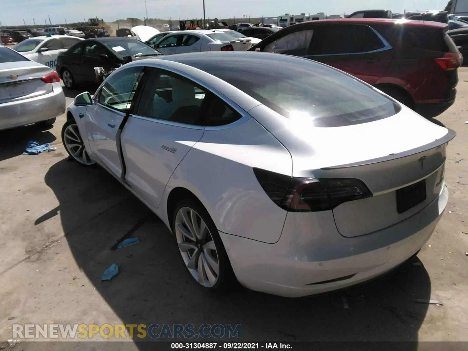 3 fotografías del automóvil dañado 5YJ3E1EB1KF487499 TESLA MODEL 3 2019