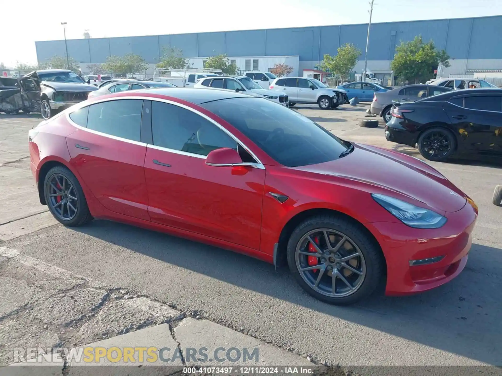 1 Фотография поврежденного автомобиля 5YJ3E1EB2KF390862 TESLA MODEL 3 2019