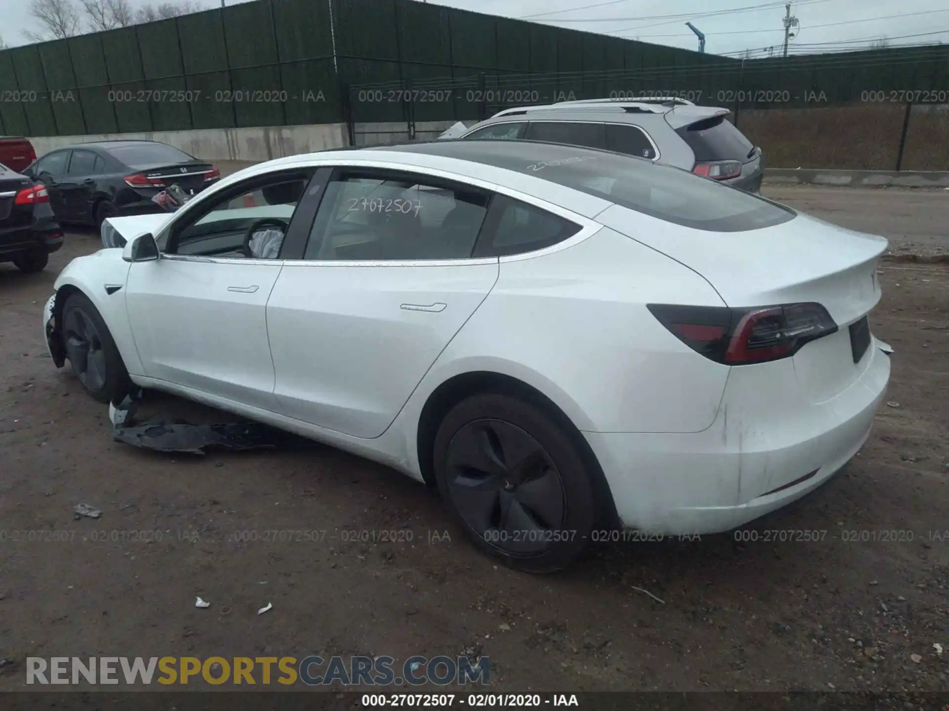 3 Photograph of a damaged car 5YJ3E1EB2KF418398 TESLA MODEL 3 2019