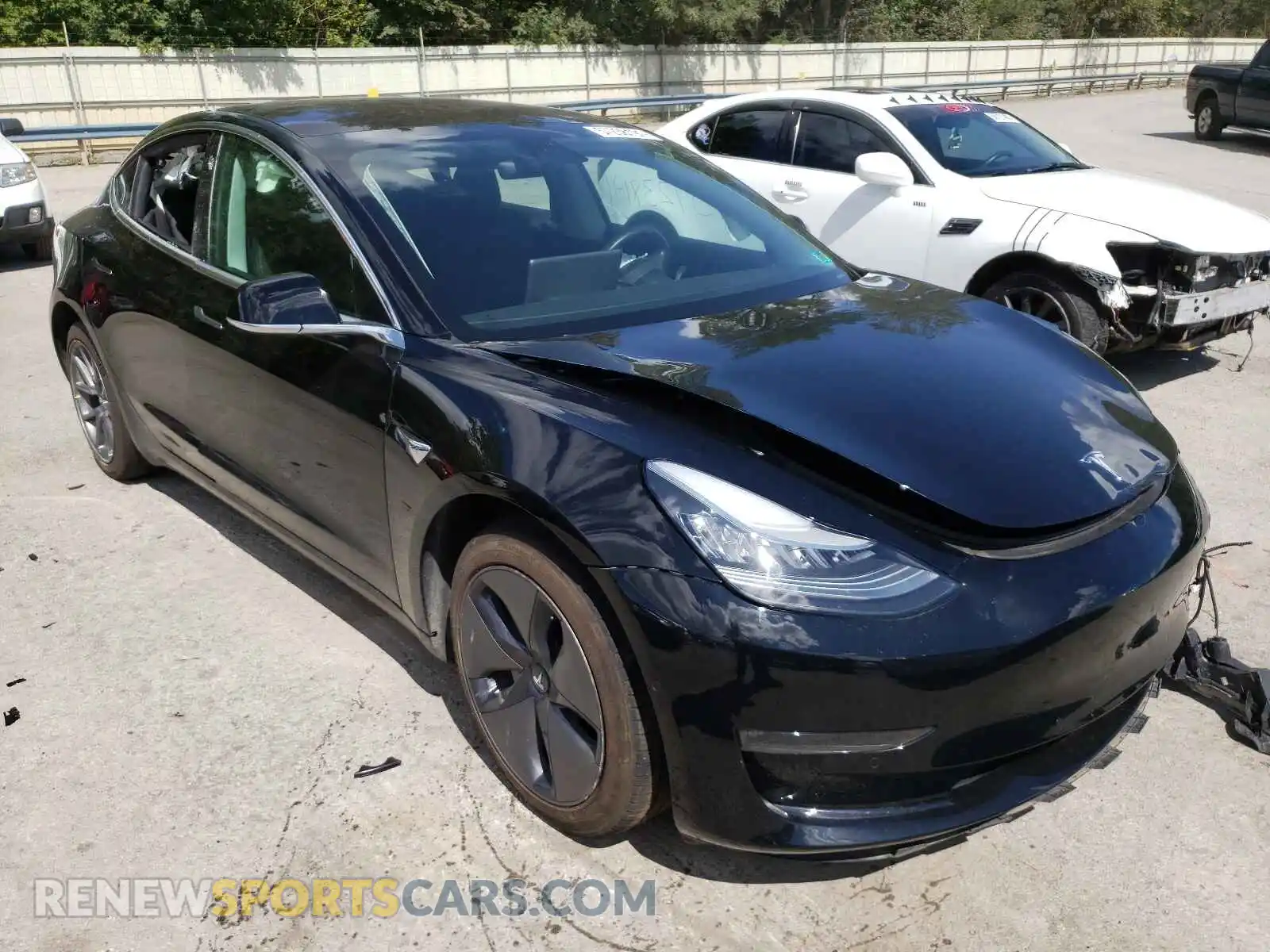 1 Photograph of a damaged car 5YJ3E1EB3KF198978 TESLA MODEL 3 2019