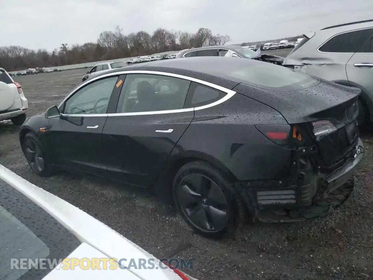 2 Photograph of a damaged car 5YJ3E1EB3KF198981 TESLA MODEL 3 2019