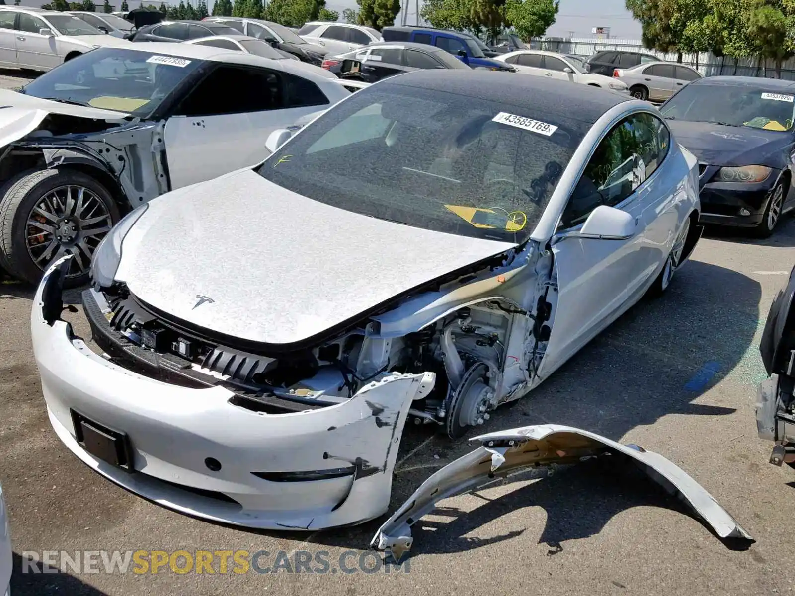 2 Photograph of a damaged car 5YJ3E1EB3KF365128 TESLA MODEL 3 2019
