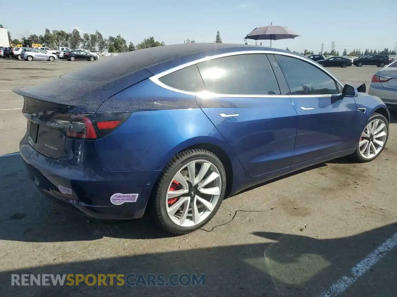 3 Photograph of a damaged car 5YJ3E1EB3KF365601 TESLA MODEL 3 2019
