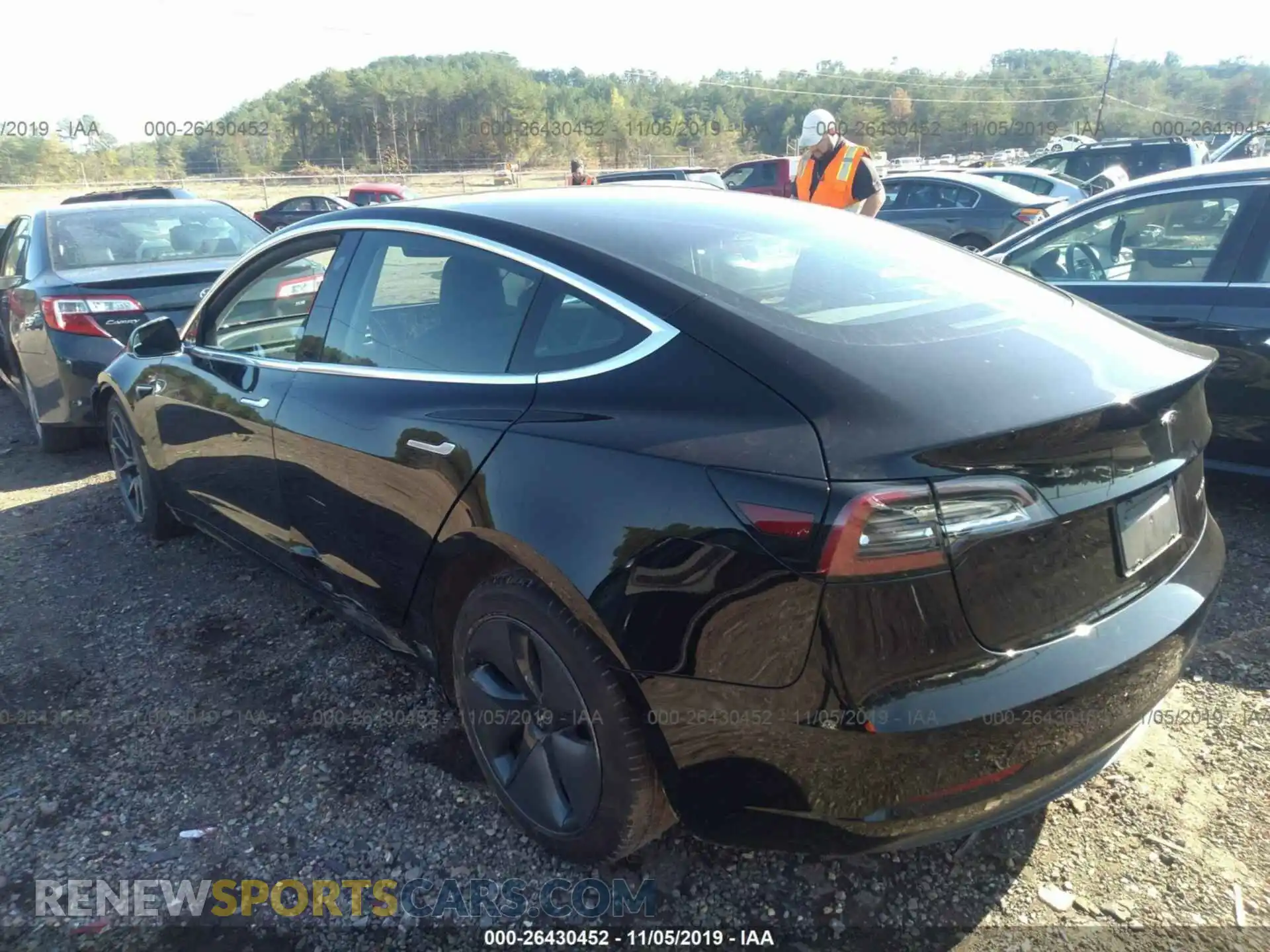 3 Photograph of a damaged car 5YJ3E1EB3KF384634 TESLA MODEL 3 2019