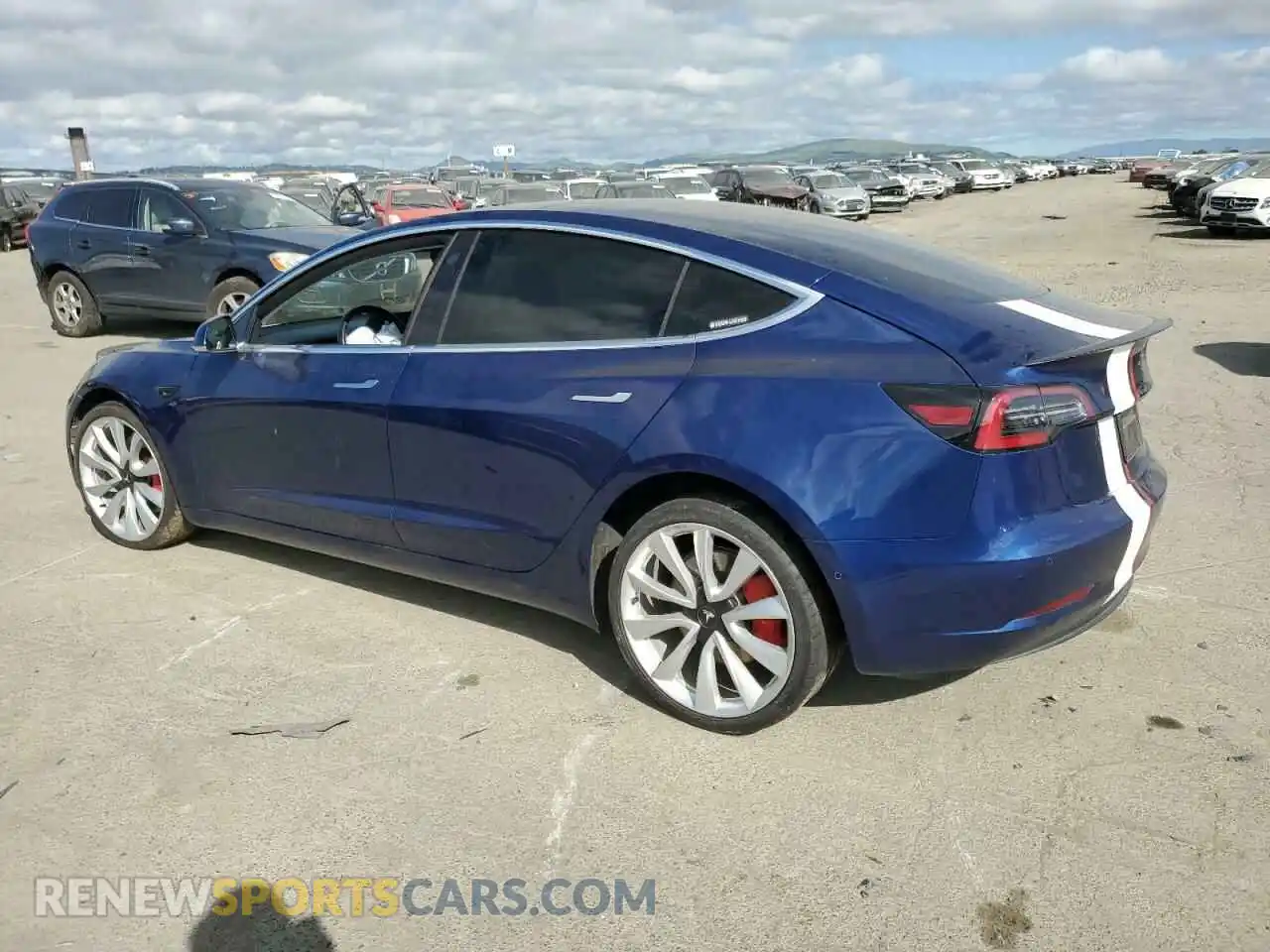 2 Photograph of a damaged car 5YJ3E1EB3KF393592 TESLA MODEL 3 2019