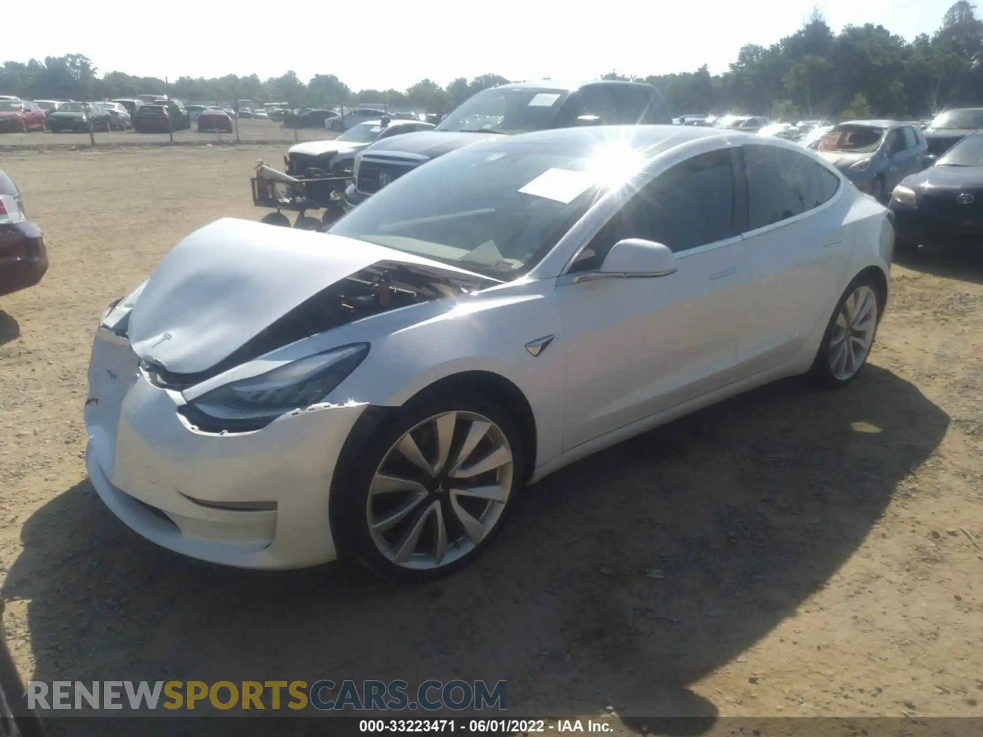 2 fotografías del automóvil dañado 5YJ3E1EB3KF422136 TESLA MODEL 3 2019
