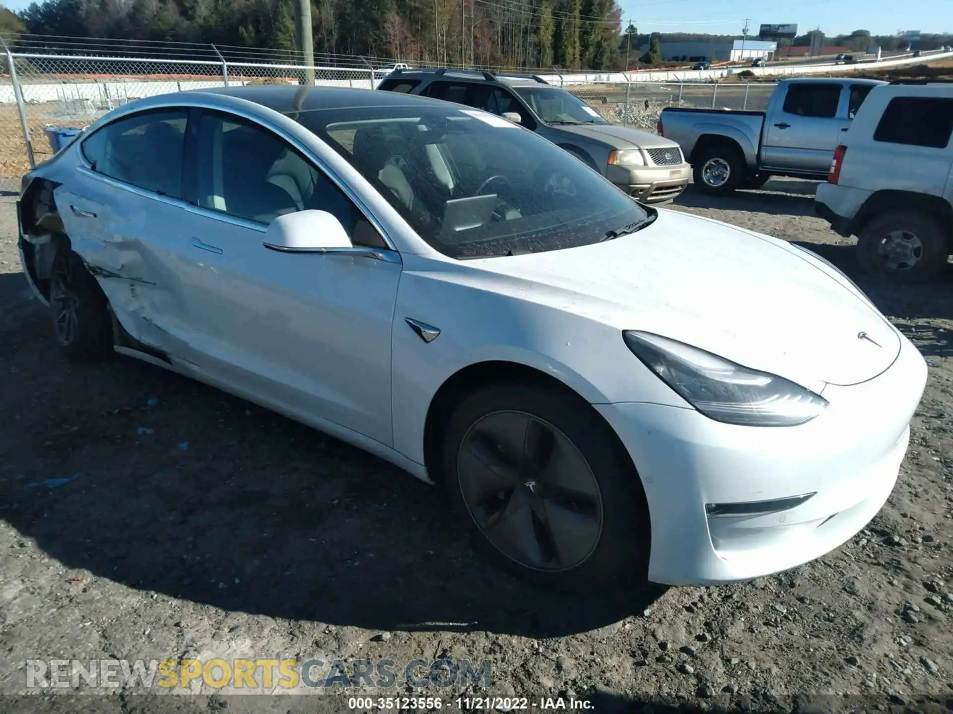 1 Photograph of a damaged car 5YJ3E1EB3KF437445 TESLA MODEL 3 2019