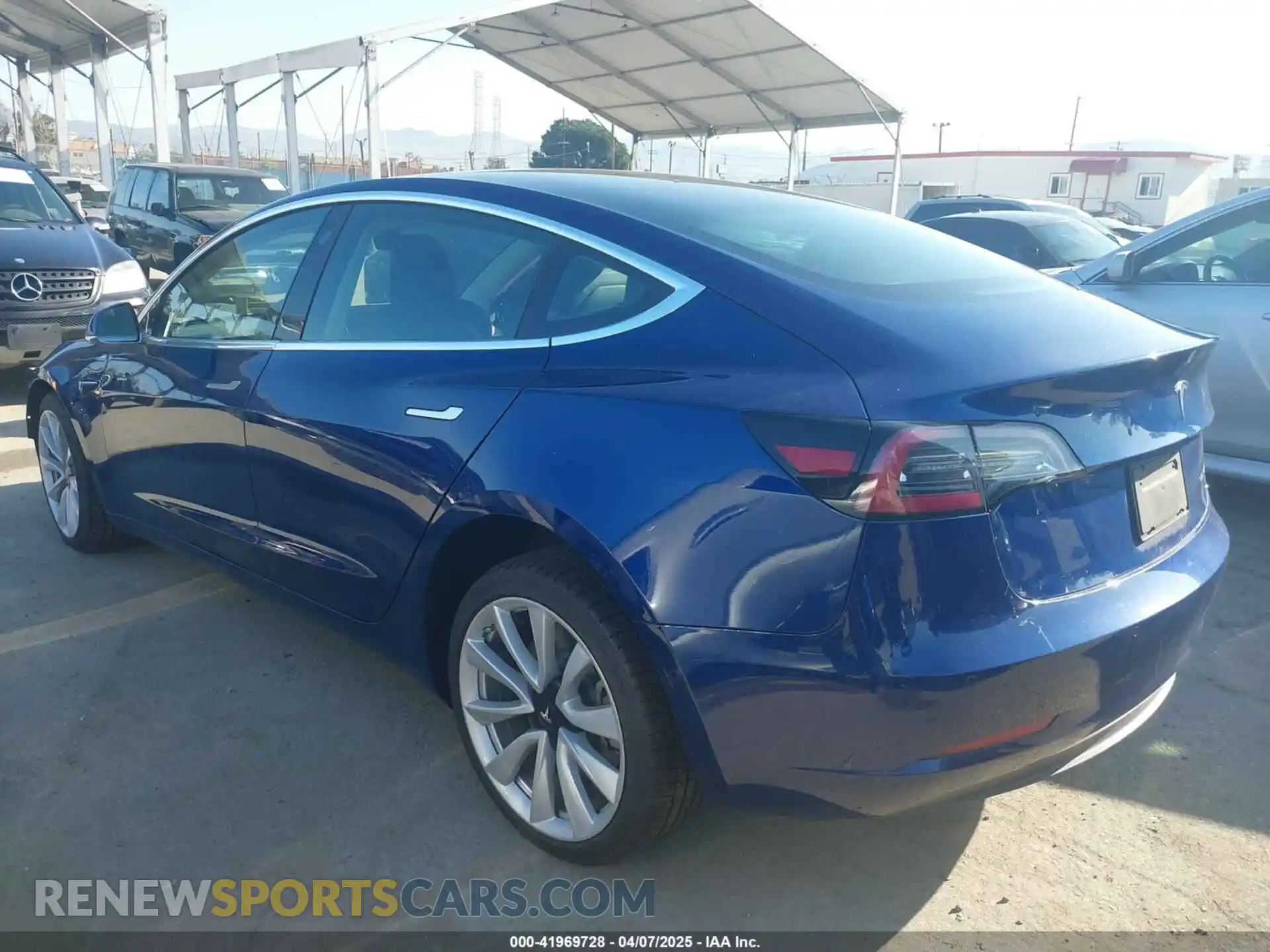 3 Photograph of a damaged car 5YJ3E1EB3KF497841 TESLA MODEL 3 2019