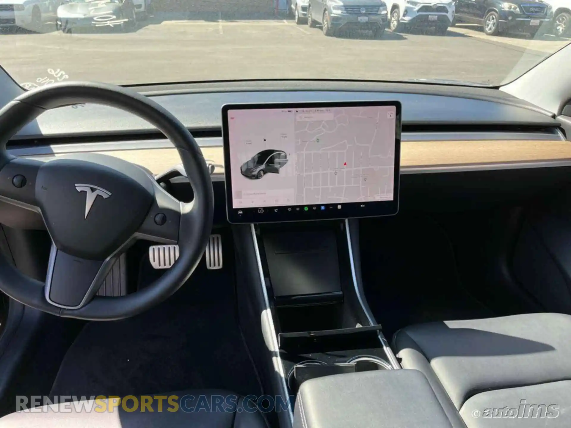 3 fotografías del automóvil dañado 5YJ3E1EB3KF526805 TESLA MODEL 3 2019