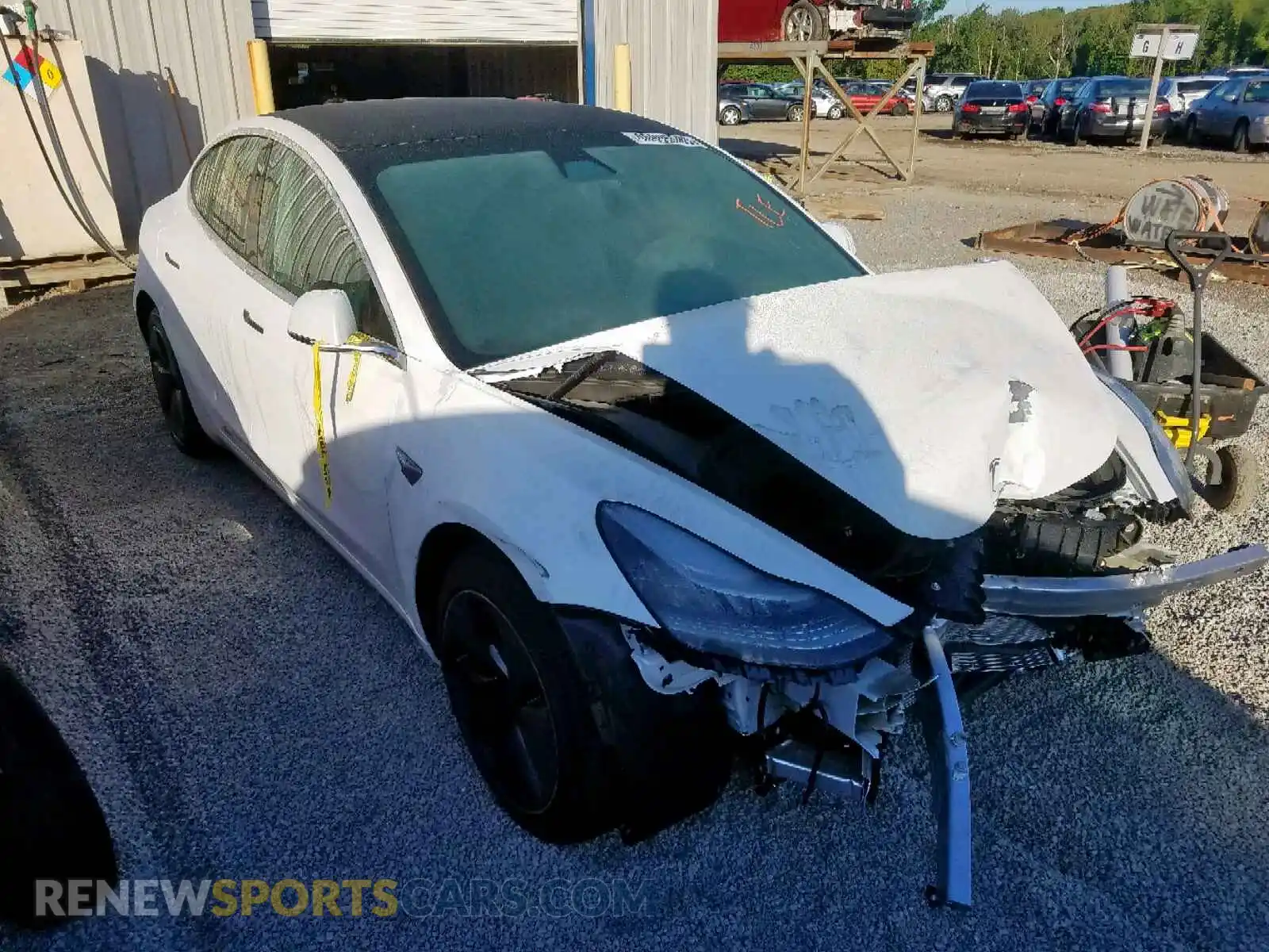 1 Photograph of a damaged car 5YJ3E1EB4KF359550 TESLA MODEL 3 2019