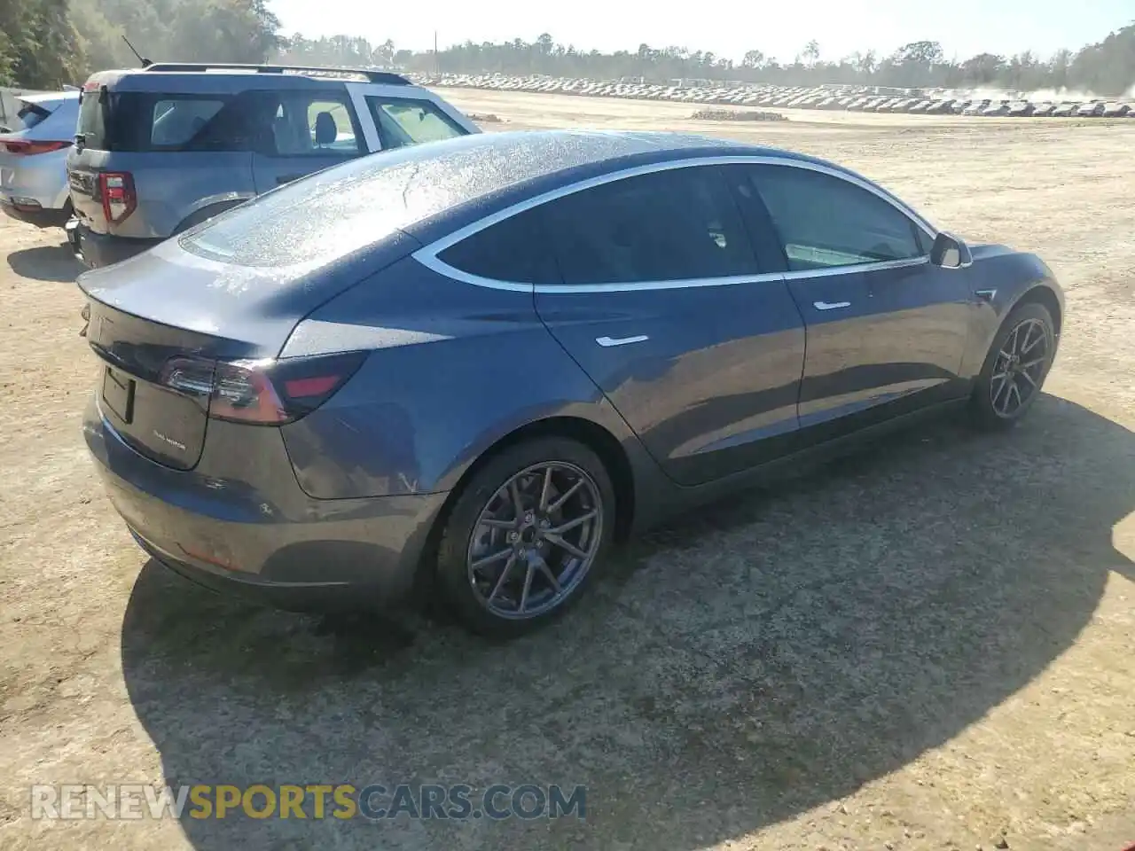 3 Photograph of a damaged car 5YJ3E1EB4KF421352 TESLA MODEL 3 2019