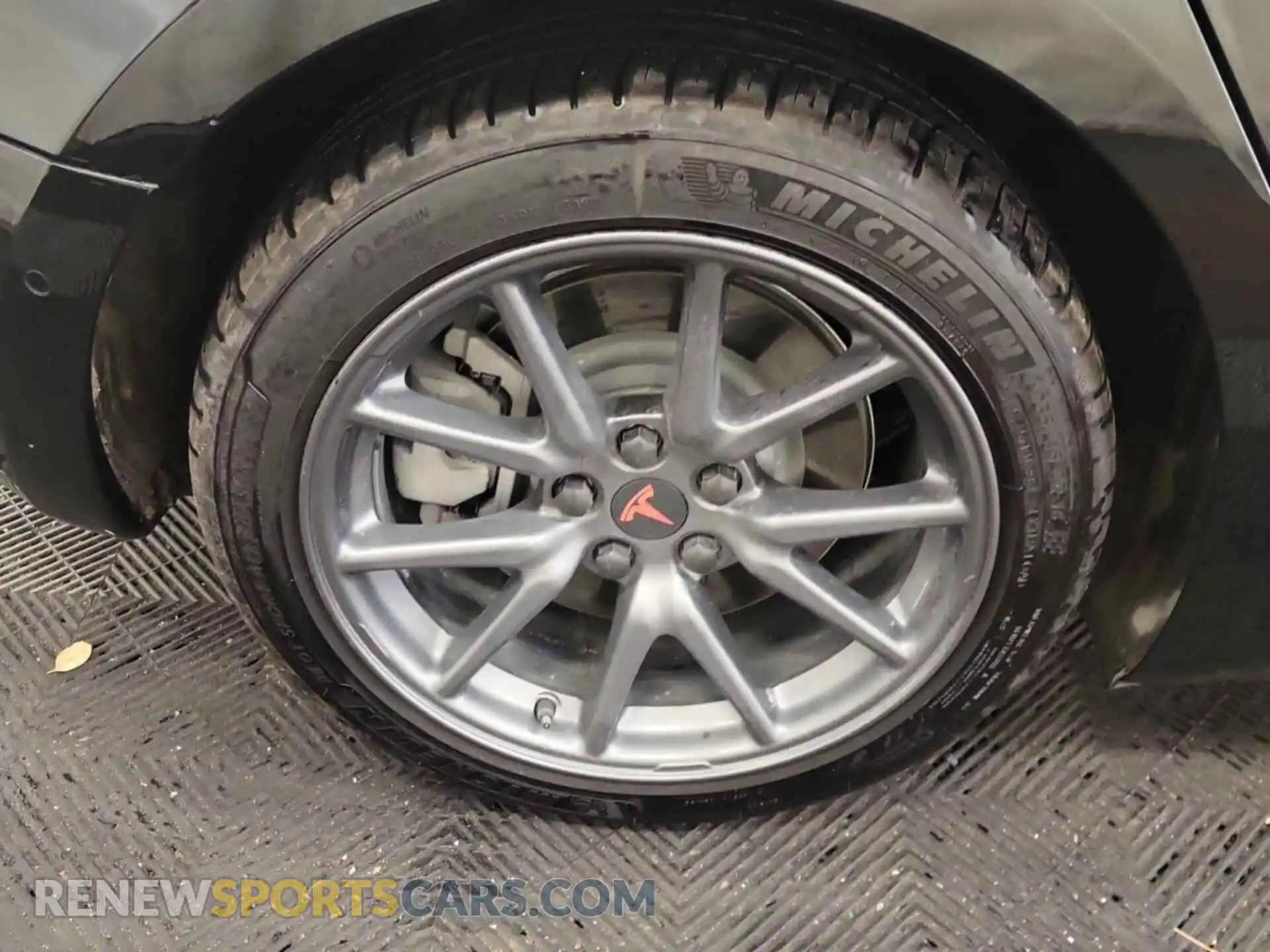 1 fotografías del automóvil dañado 5YJ3E1EB5KF193412 TESLA MODEL 3 2019