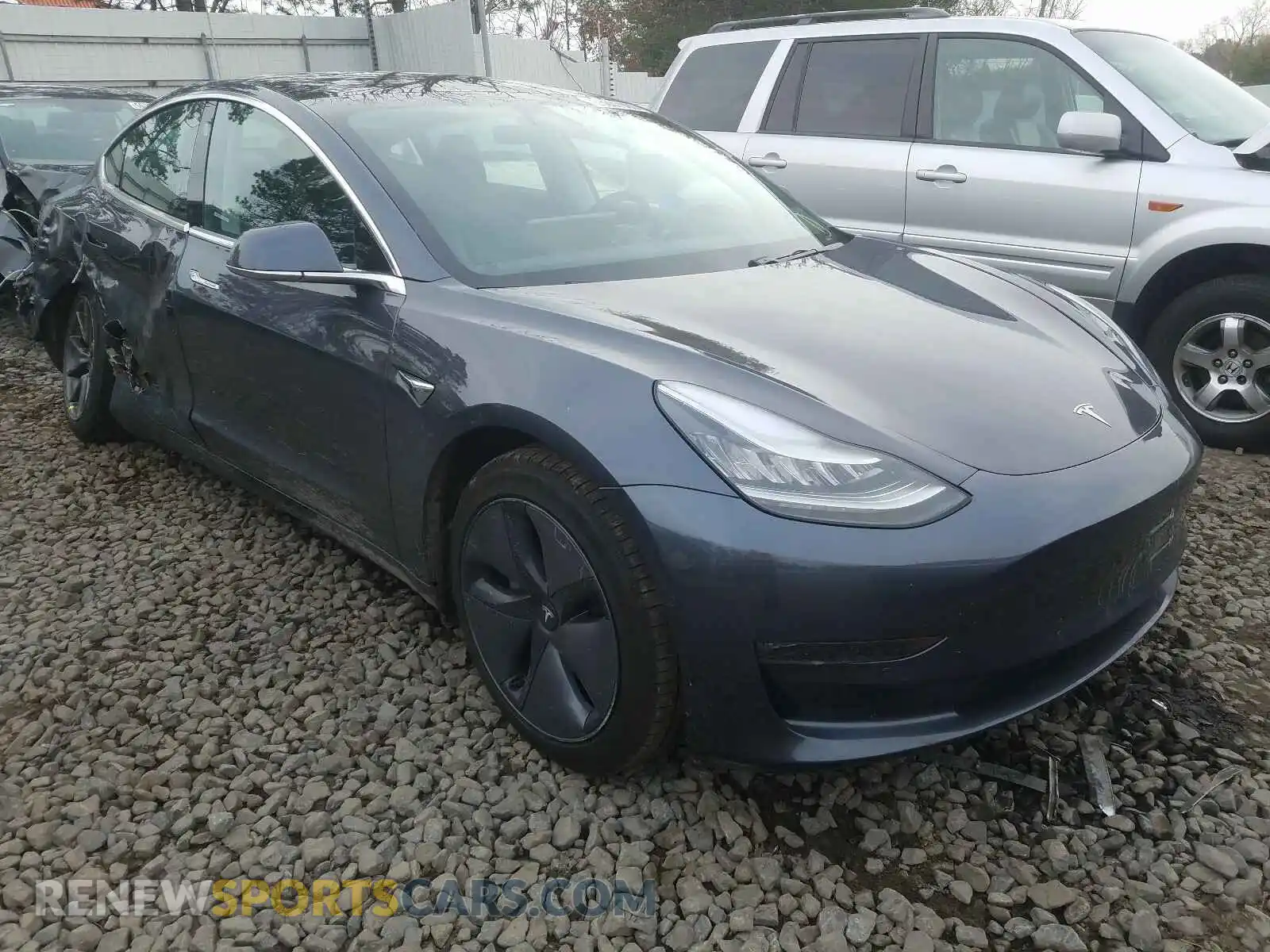 1 Photograph of a damaged car 5YJ3E1EB5KF209804 TESLA MODEL 3 2019