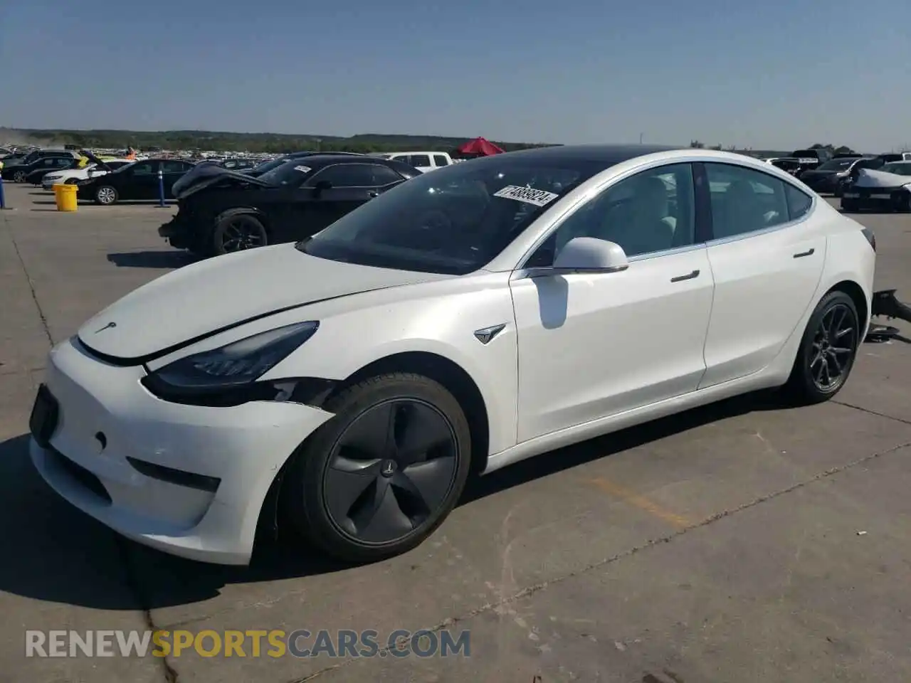 1 Photograph of a damaged car 5YJ3E1EB5KF421554 TESLA MODEL 3 2019