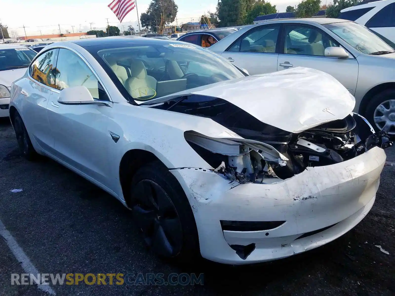 1 Photograph of a damaged car 5YJ3E1EB5KF421571 TESLA MODEL 3 2019