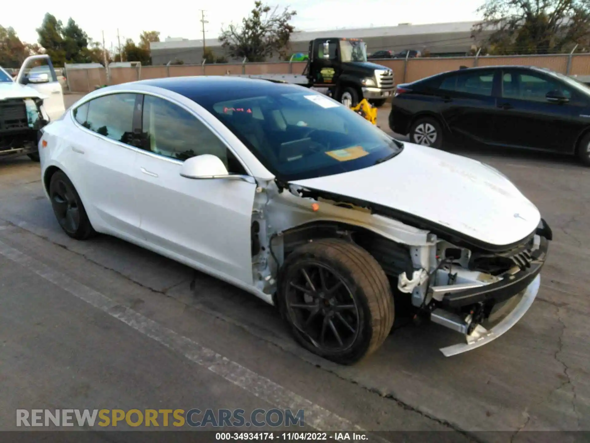 1 Photograph of a damaged car 5YJ3E1EB5KF510993 TESLA MODEL 3 2019
