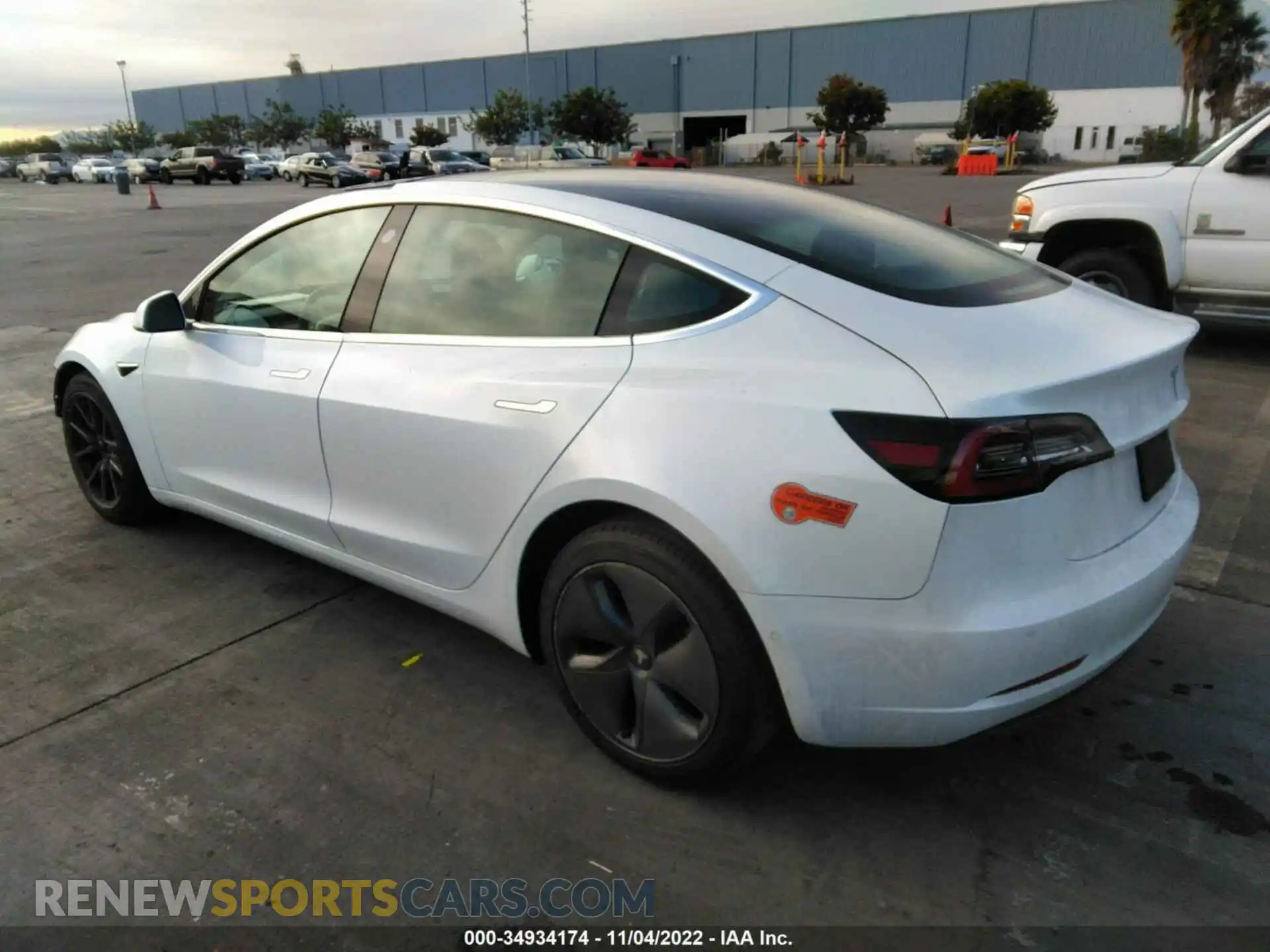 3 Photograph of a damaged car 5YJ3E1EB5KF510993 TESLA MODEL 3 2019