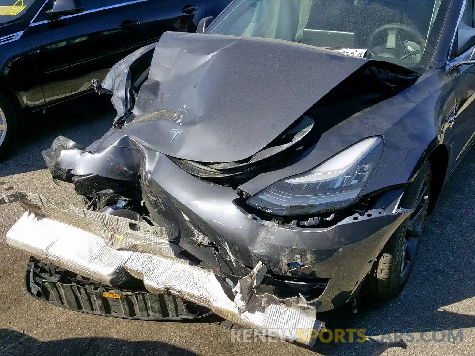 10 Photograph of a damaged car 5YJ3E1EB6KF205583 TESLA MODEL 3 2019