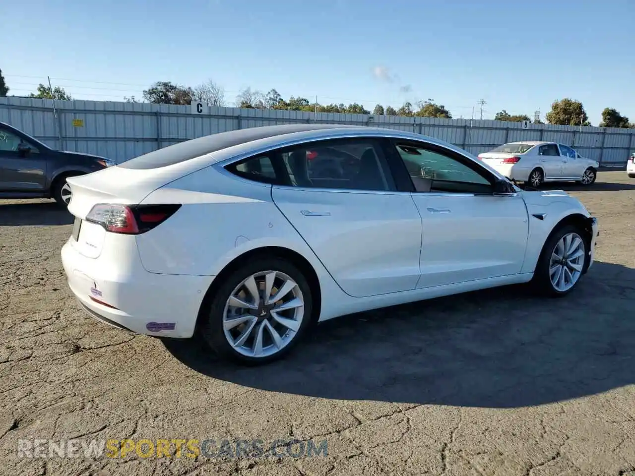 3 Photograph of a damaged car 5YJ3E1EB6KF453512 TESLA MODEL 3 2019