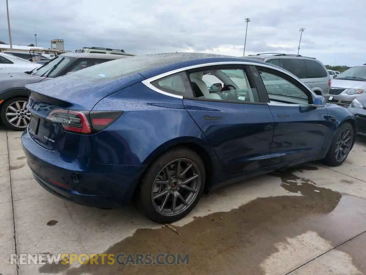 3 Photograph of a damaged car 5YJ3E1EB6KF512946 TESLA MODEL 3 2019