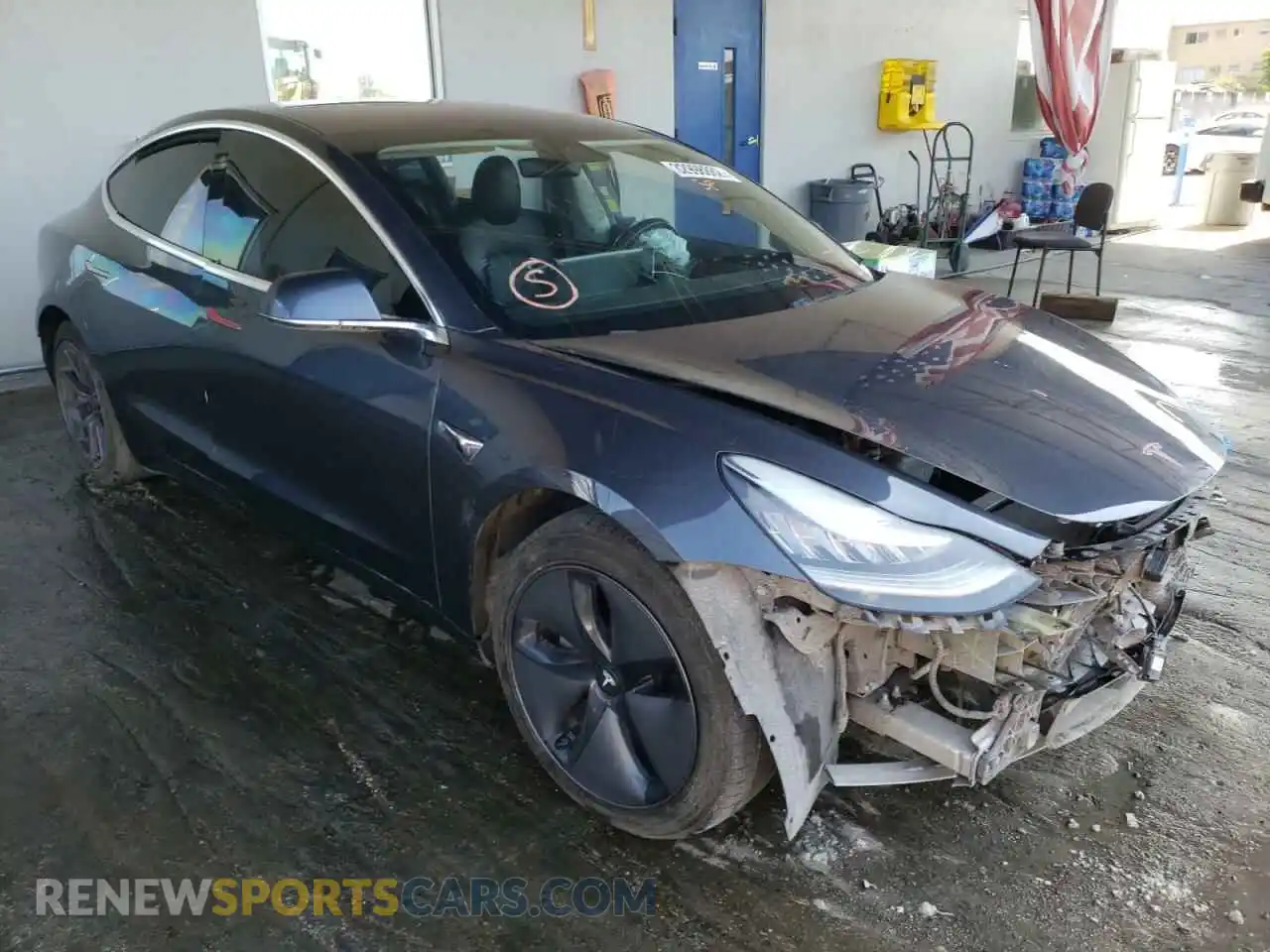 1 Фотография поврежденного автомобиля 5YJ3E1EB7KF205379 TESLA MODEL 3 2019