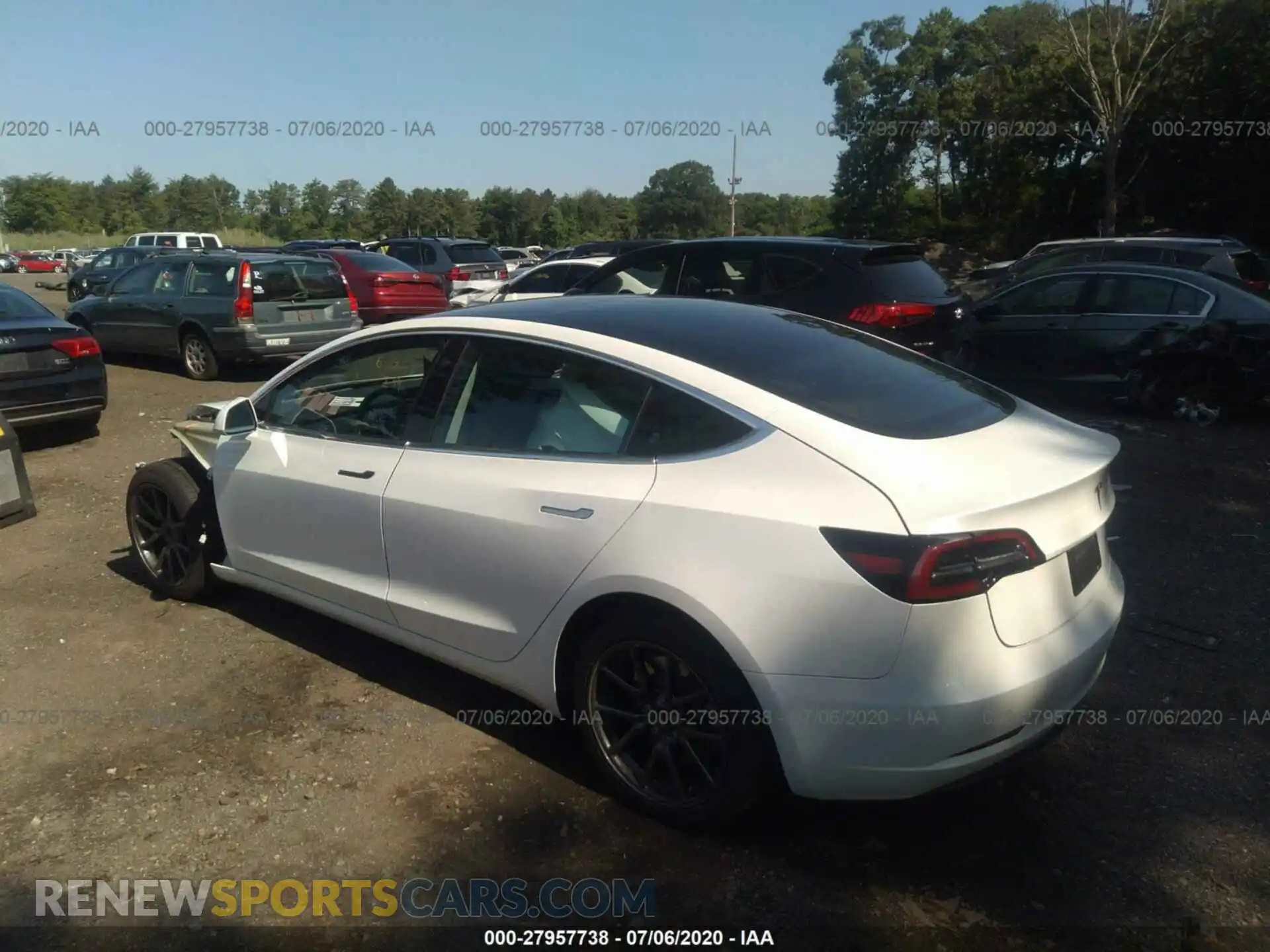 3 Photograph of a damaged car 5YJ3E1EB7KF469170 TESLA MODEL 3 2019