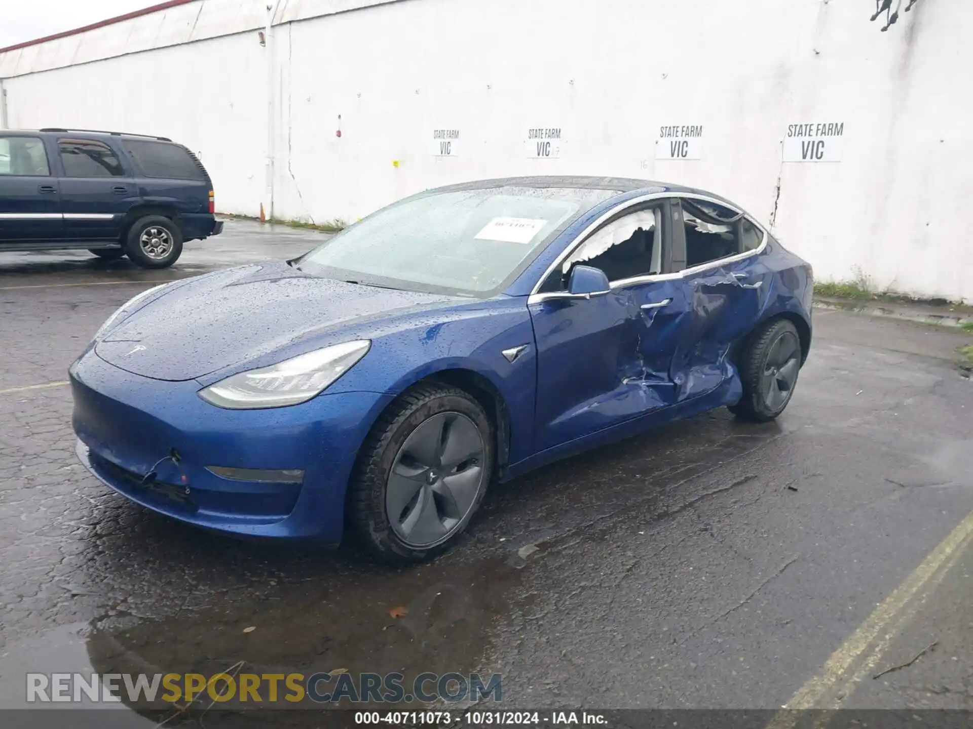 2 Photograph of a damaged car 5YJ3E1EB7KF526628 TESLA MODEL 3 2019