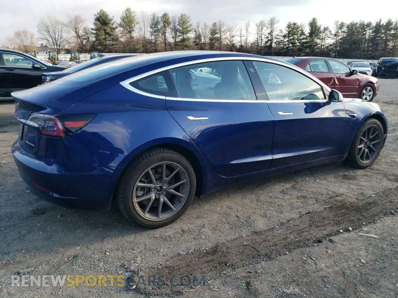3 Photograph of a damaged car 5YJ3E1EB8KF199477 TESLA MODEL 3 2019