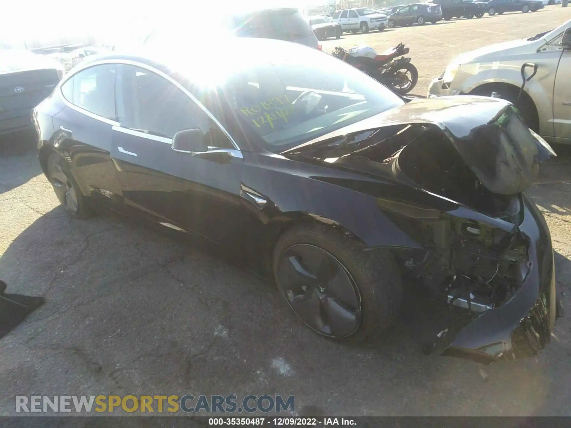 1 Photograph of a damaged car 5YJ3E1EB8KF477276 TESLA MODEL 3 2019