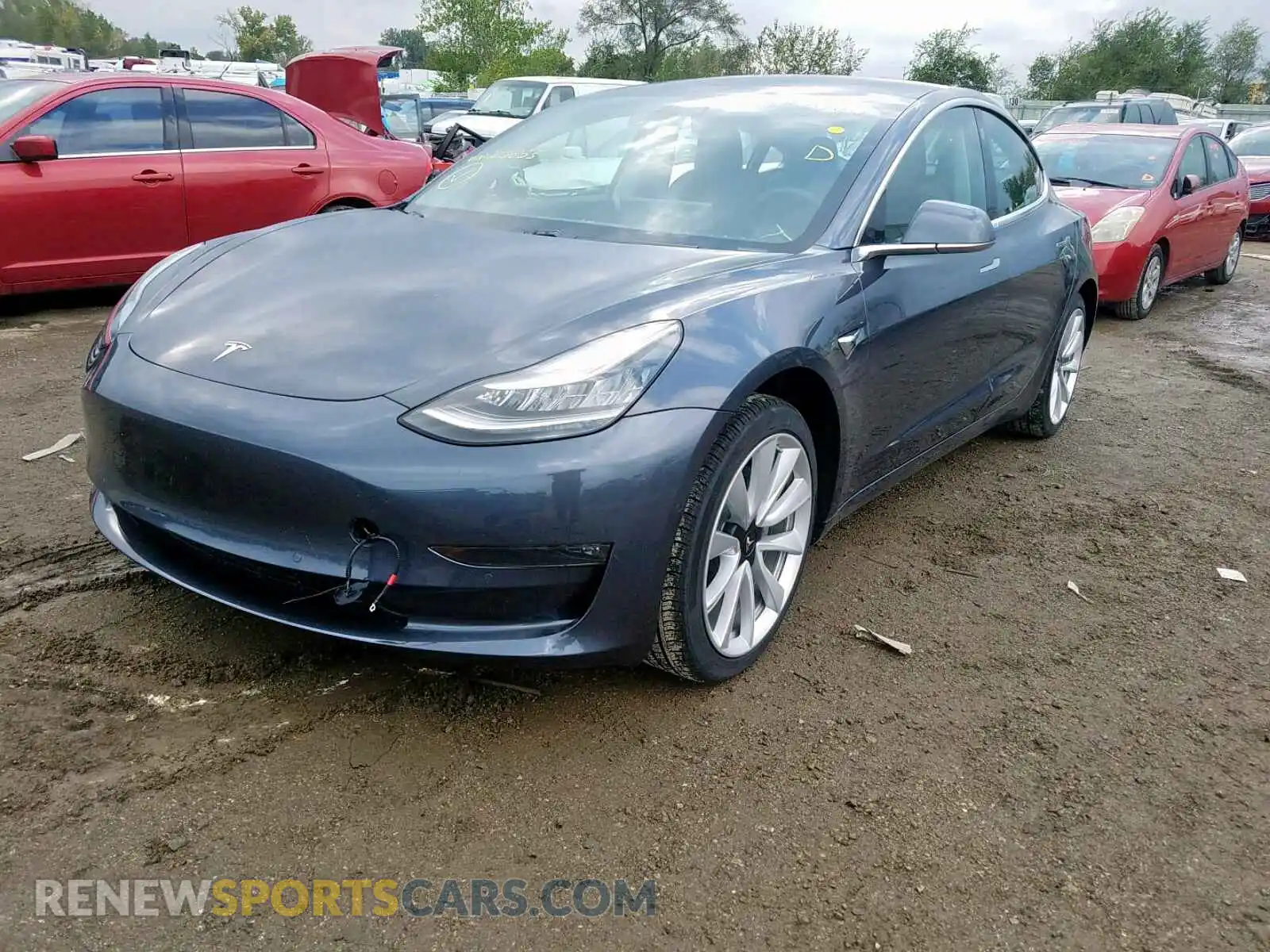 2 Photograph of a damaged car 5YJ3E1EB9KF205853 TESLA MODEL 3 2019