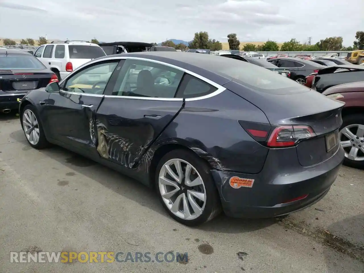 3 Photograph of a damaged car 5YJ3E1EB9KF212298 TESLA MODEL 3 2019