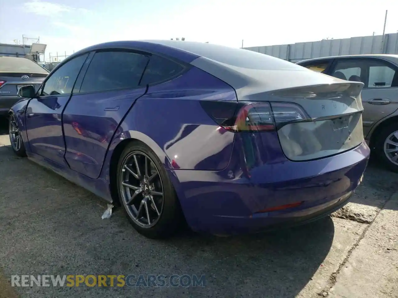 3 Photograph of a damaged car 5YJ3E1EB9KF388834 TESLA MODEL 3 2019