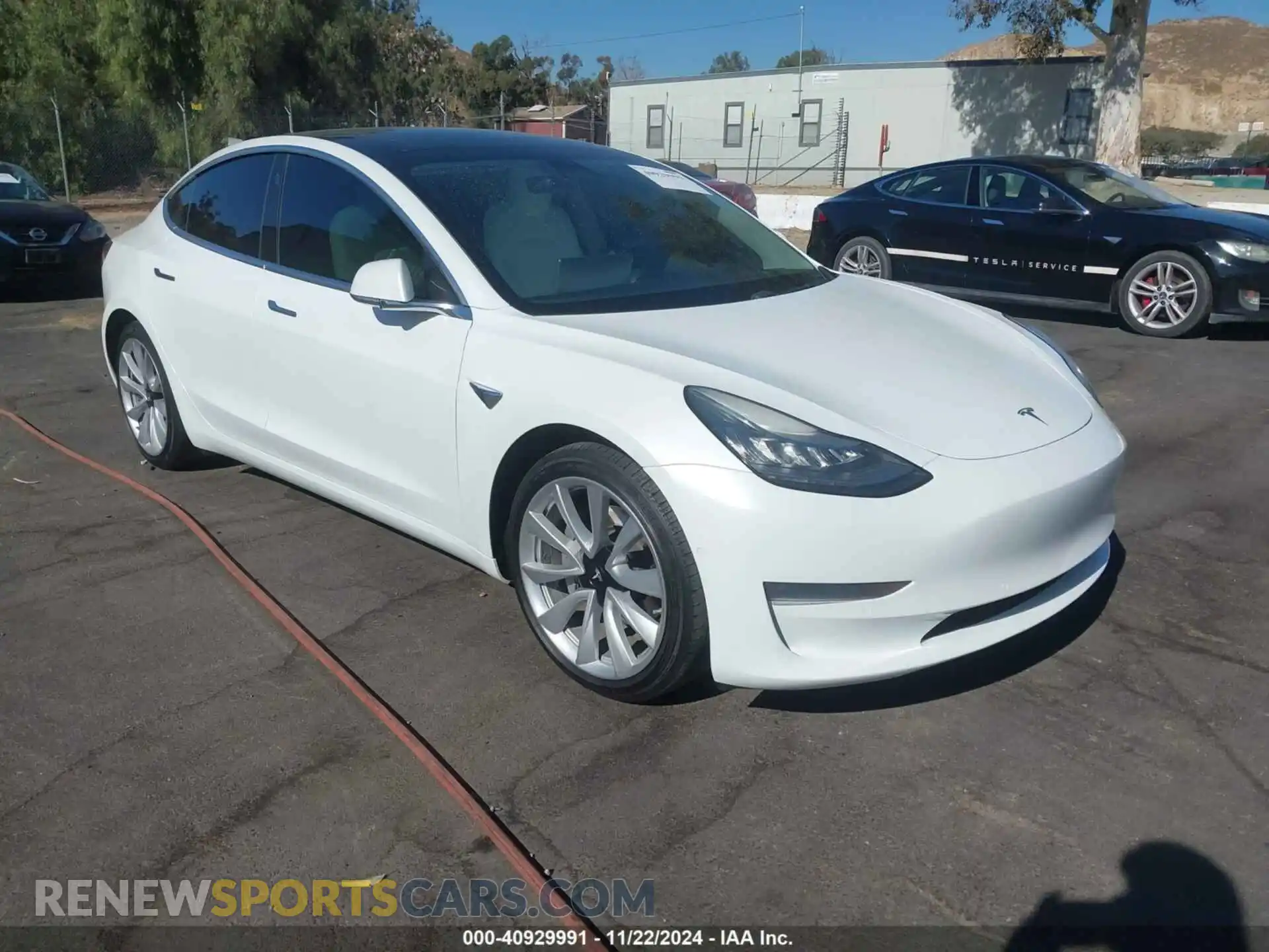 1 Photograph of a damaged car 5YJ3E1EB9KF406992 TESLA MODEL 3 2019