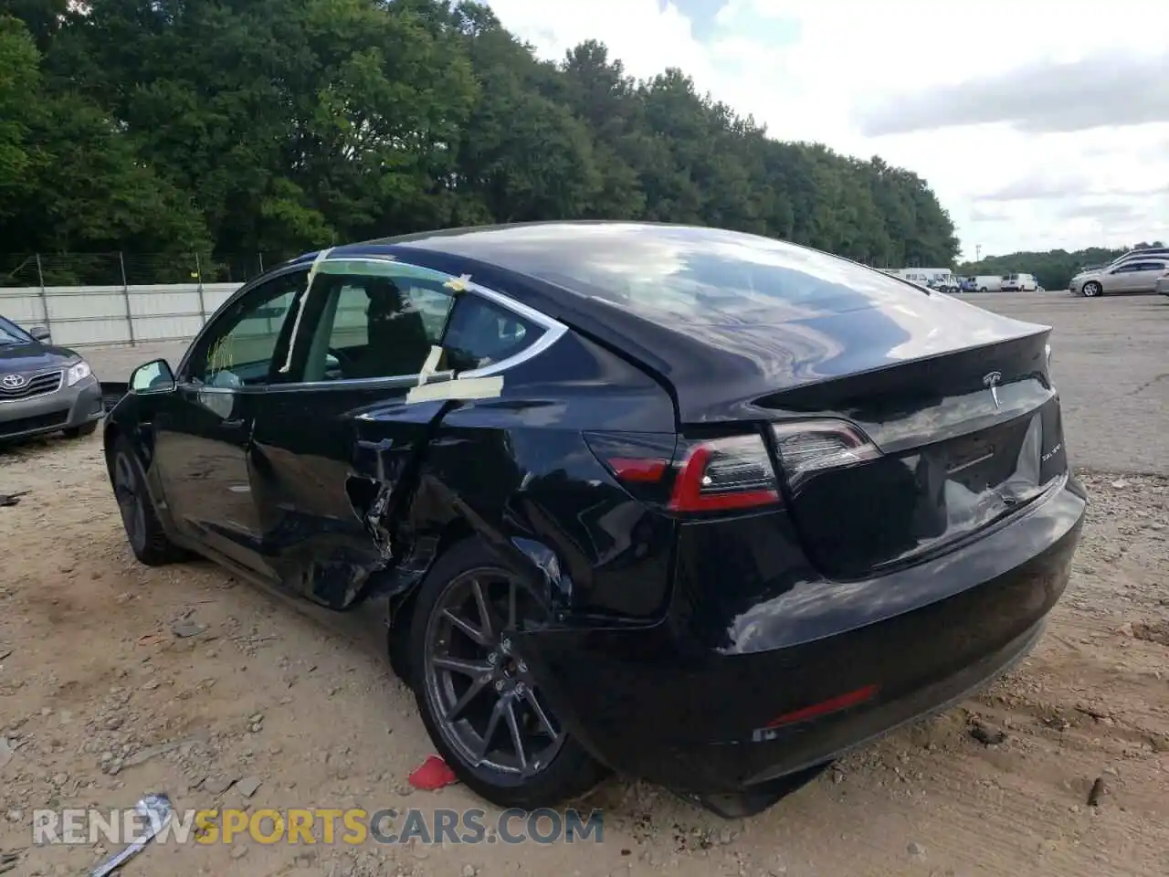 3 Photograph of a damaged car 5YJ3E1EB9KF417992 TESLA MODEL 3 2019