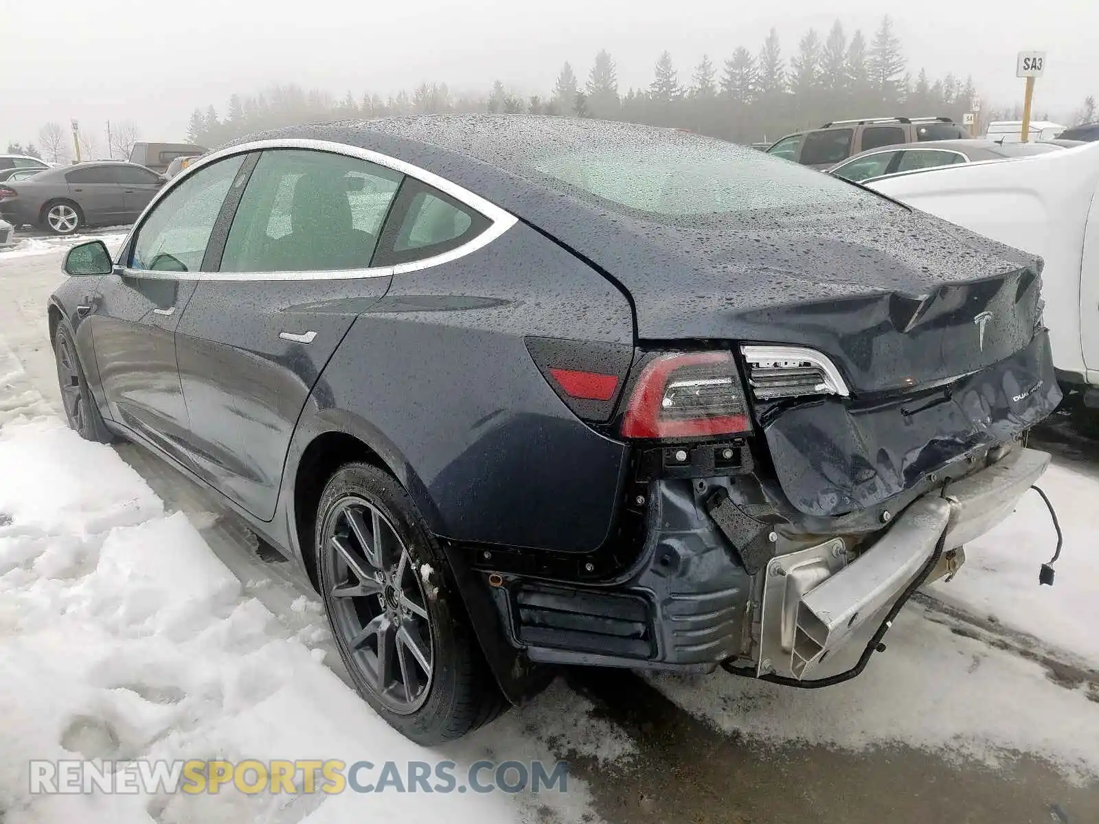 3 Photograph of a damaged car 5YJ3E1EBXKF143752 TESLA MODEL 3 2019