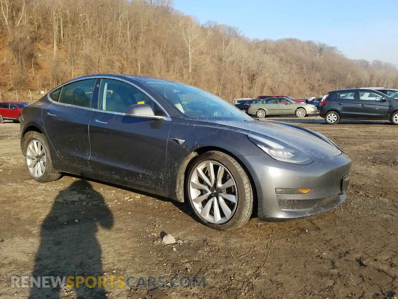 1 Photograph of a damaged car 5YJ3E1EBXKF194586 TESLA MODEL 3 2019