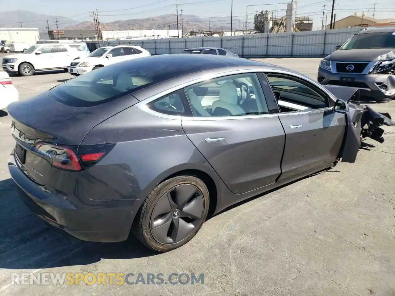 3 Photograph of a damaged car 5YJ3E1EBXKF195737 TESLA MODEL 3 2019