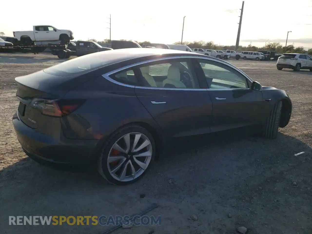 3 Фотография поврежденного автомобиля 5YJ3E1EBXKF214061 TESLA MODEL 3 2019