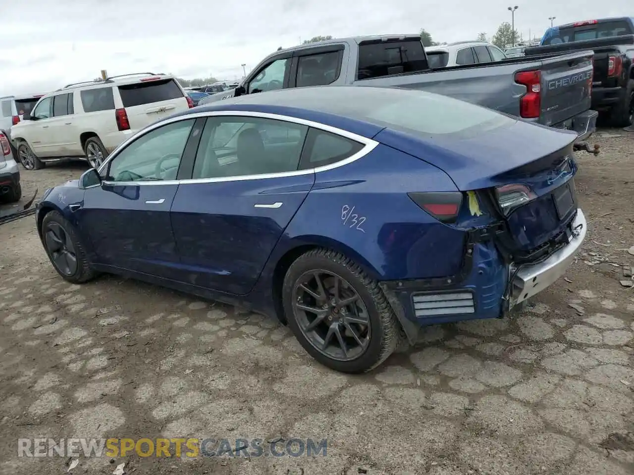 2 Фотография поврежденного автомобиля 5YJ3E1EBXKF387434 TESLA MODEL 3 2019