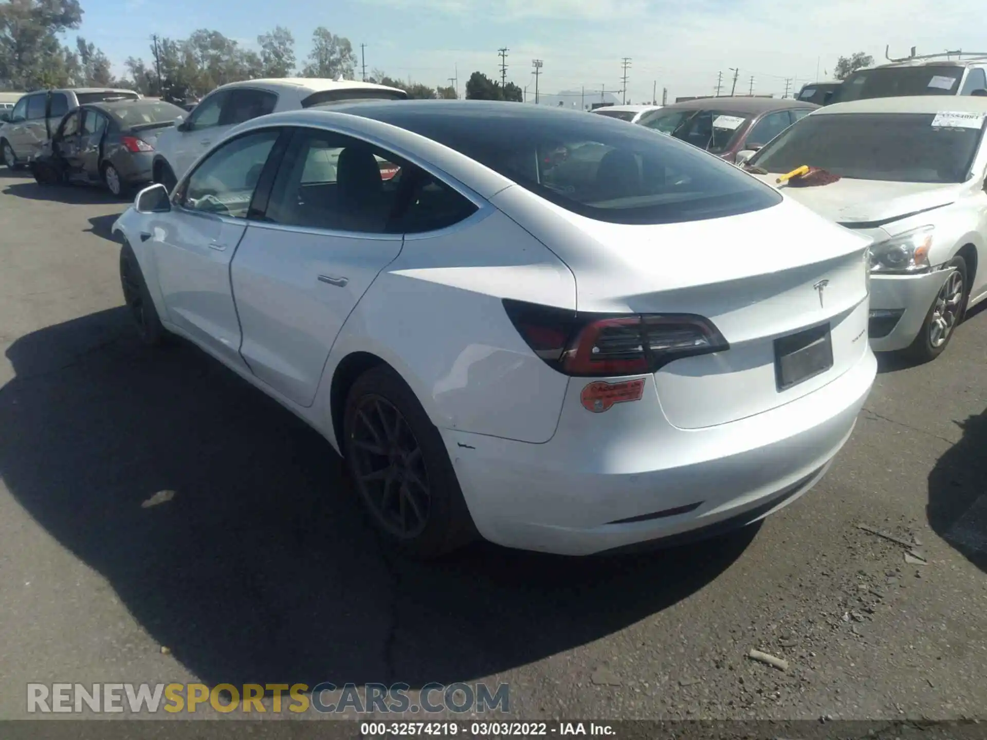 3 Photograph of a damaged car 5YJ3E1EBXKF388499 TESLA MODEL 3 2019