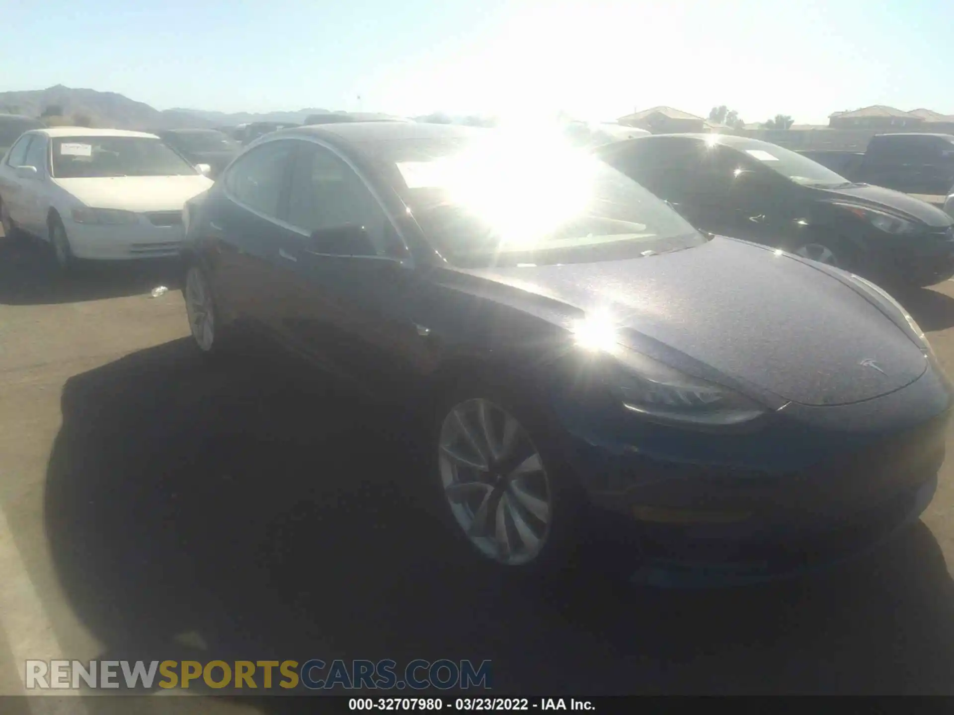 1 Photograph of a damaged car 5YJ3E1EBXKF392021 TESLA MODEL 3 2019