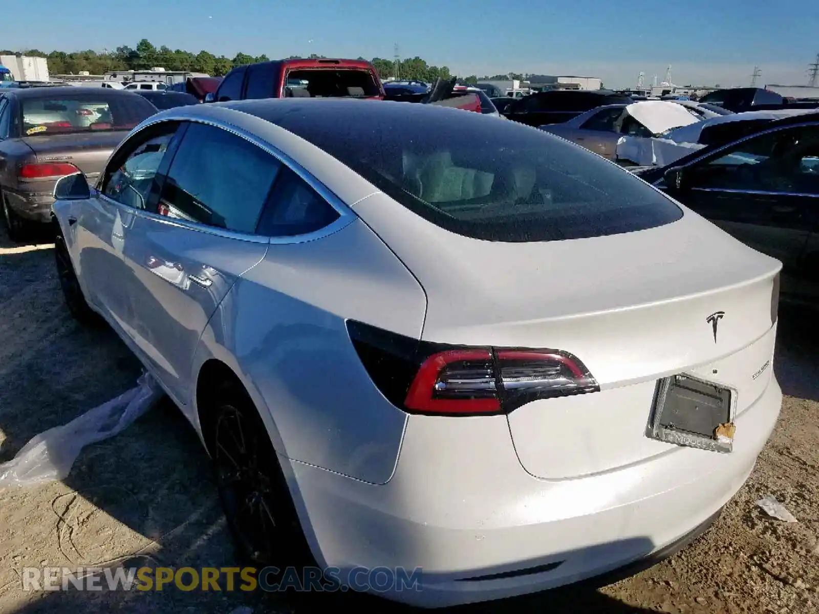 3 Photograph of a damaged car 5YJ3E1EBXKF429486 TESLA MODEL 3 2019